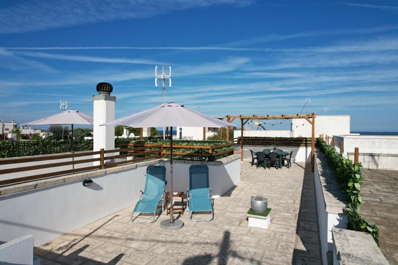 La Terrazza Dei Nonni Διαμέρισμα Torre Specchia Ruggeri Εξωτερικό φωτογραφία