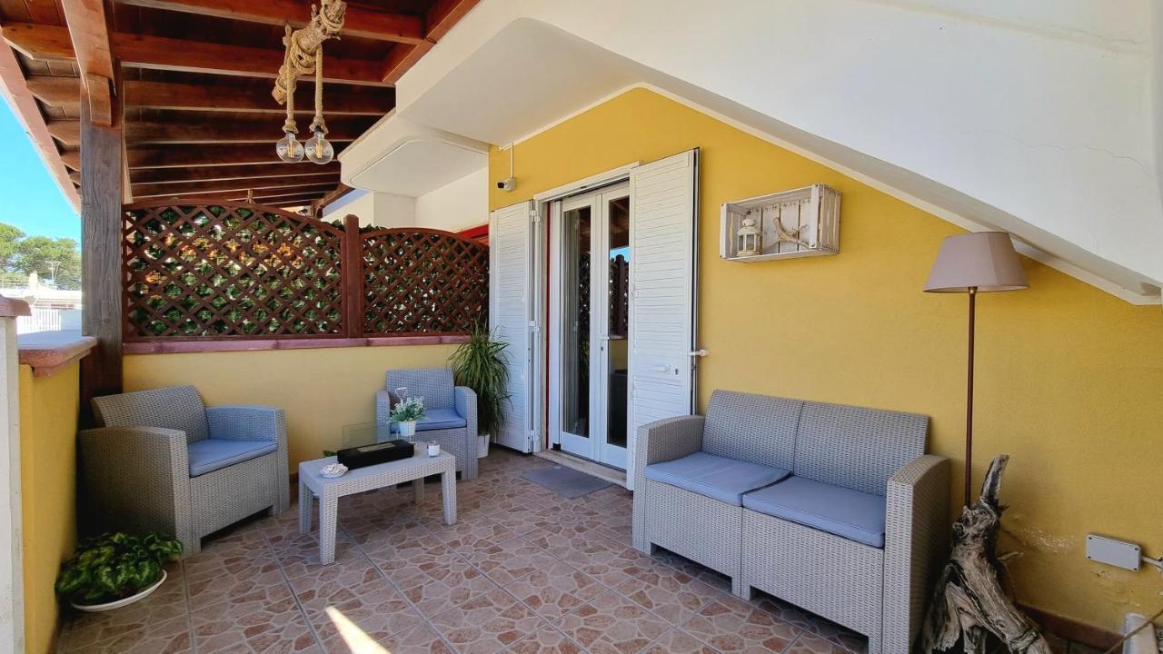 La Terrazza Dei Nonni Διαμέρισμα Torre Specchia Ruggeri Εξωτερικό φωτογραφία