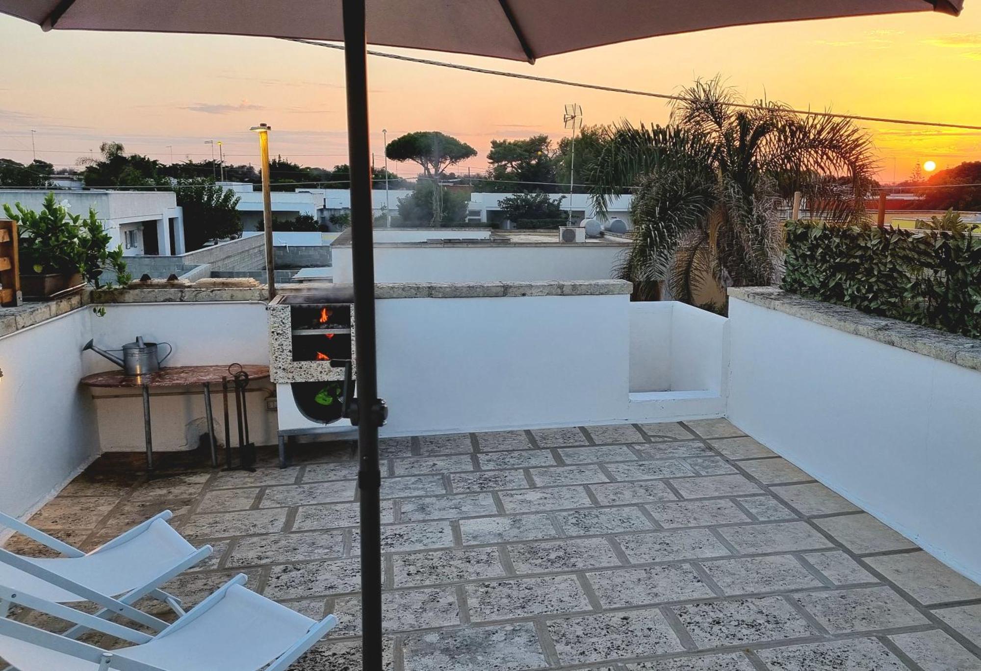La Terrazza Dei Nonni Διαμέρισμα Torre Specchia Ruggeri Εξωτερικό φωτογραφία
