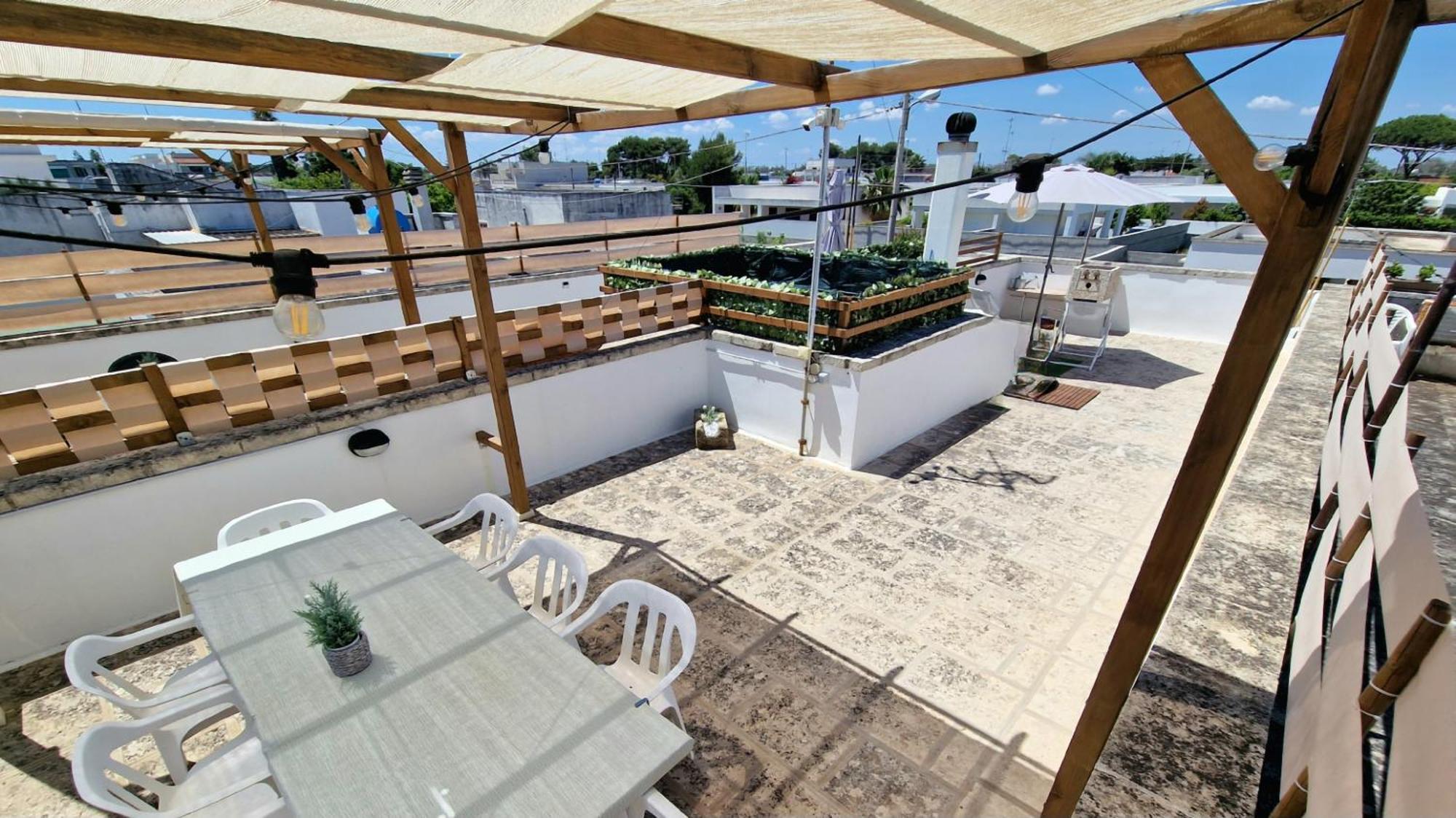 La Terrazza Dei Nonni Διαμέρισμα Torre Specchia Ruggeri Εξωτερικό φωτογραφία