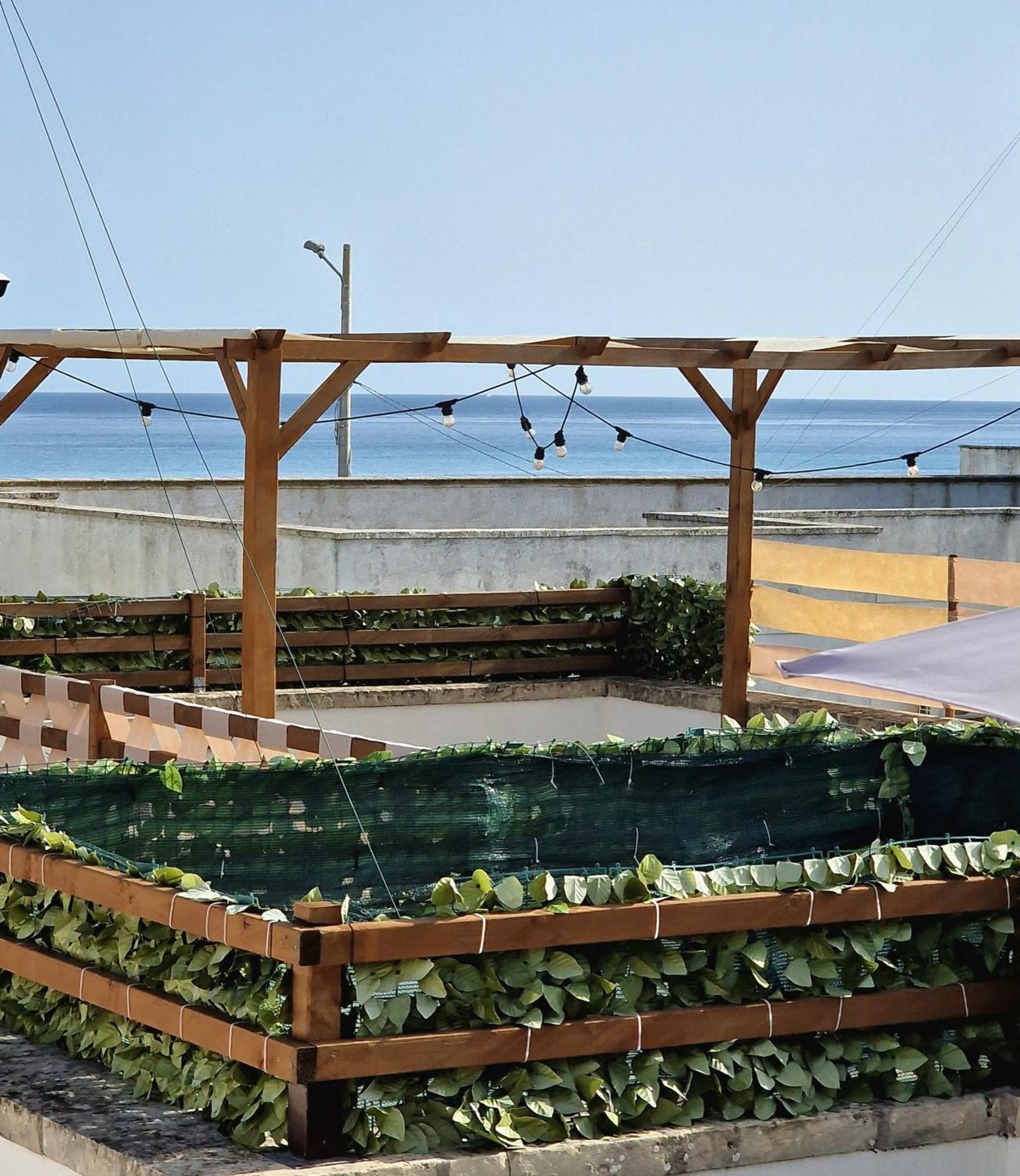 La Terrazza Dei Nonni Διαμέρισμα Torre Specchia Ruggeri Εξωτερικό φωτογραφία